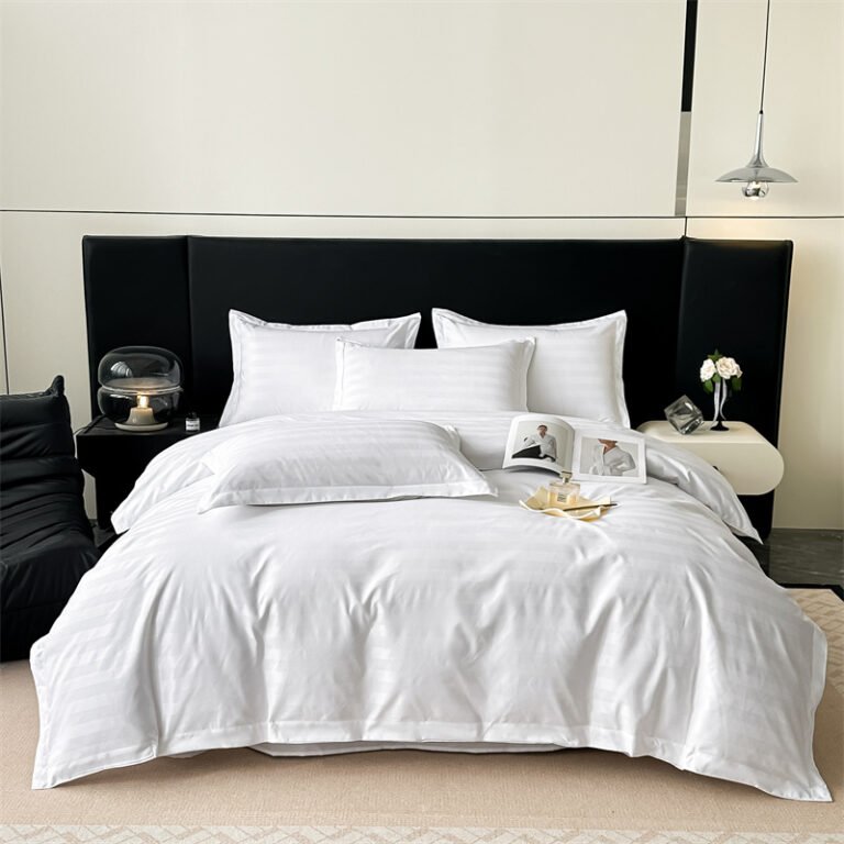 Jacquard bedding set