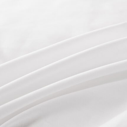 Plain weave fabric
