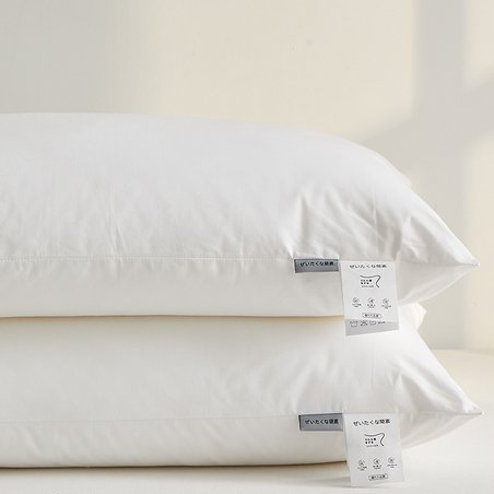 Down alternative pillow