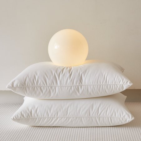 Feather pillow